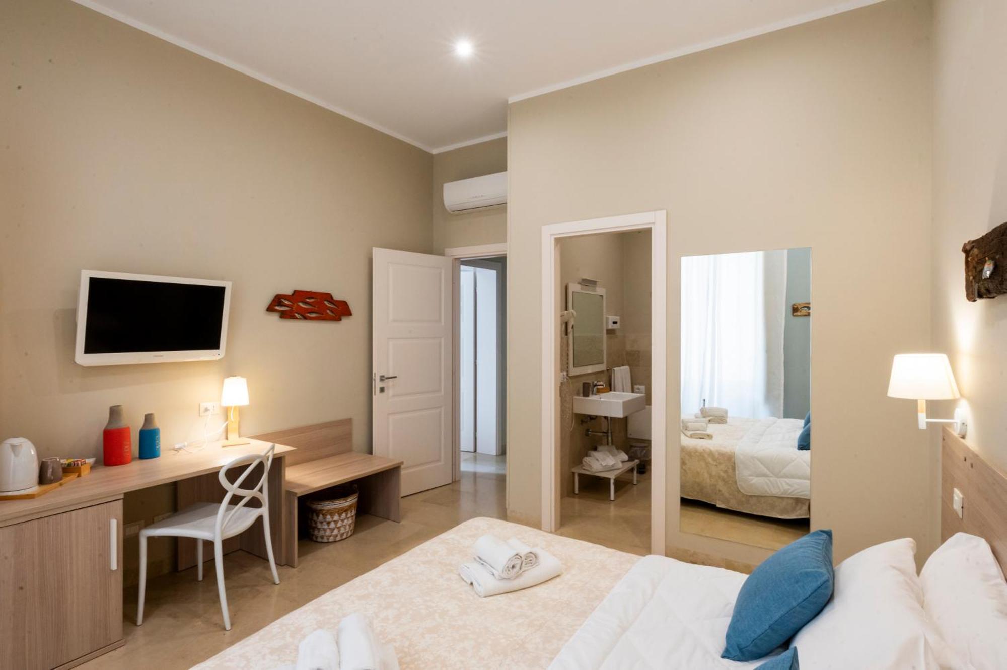 Le Mura - Charme Rooms تراباني الغرفة الصورة