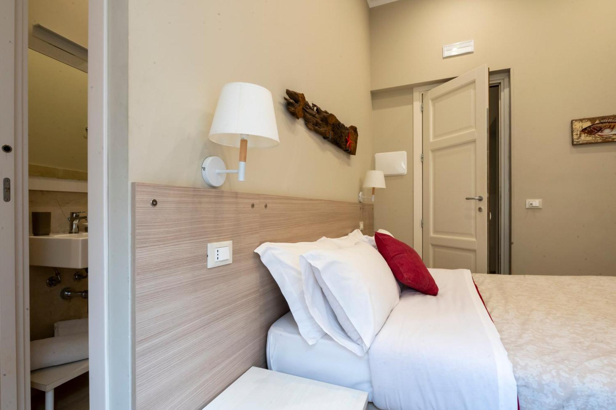 Le Mura - Charme Rooms تراباني الغرفة الصورة